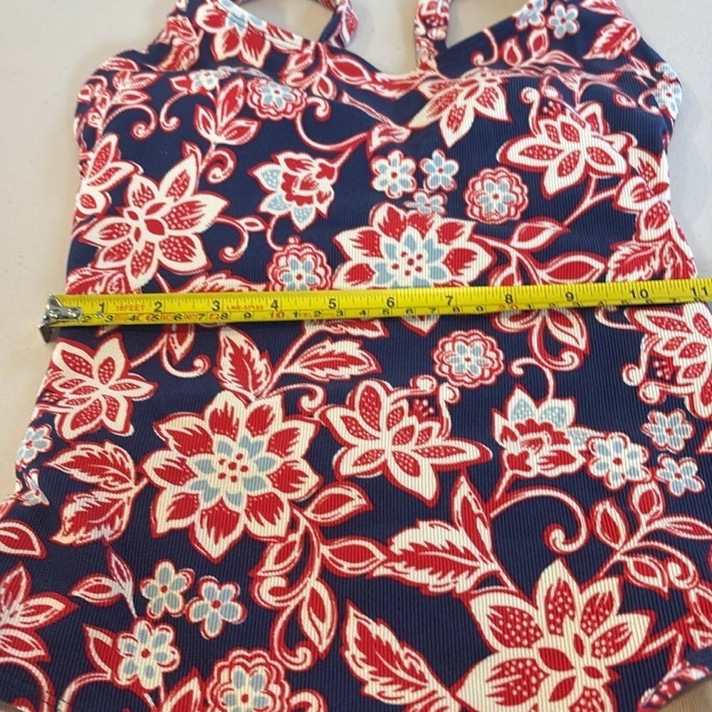 Land’s End - women’s one piece bathing suit.  Size 6.  Blue floral. - Picture 12 of 15